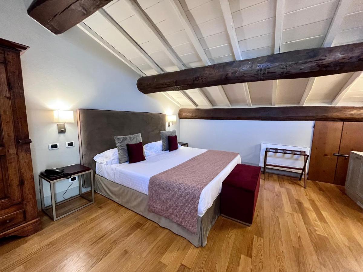 Relais Della Rovere Колле-ди-Валь-д'Эльса Экстерьер фото